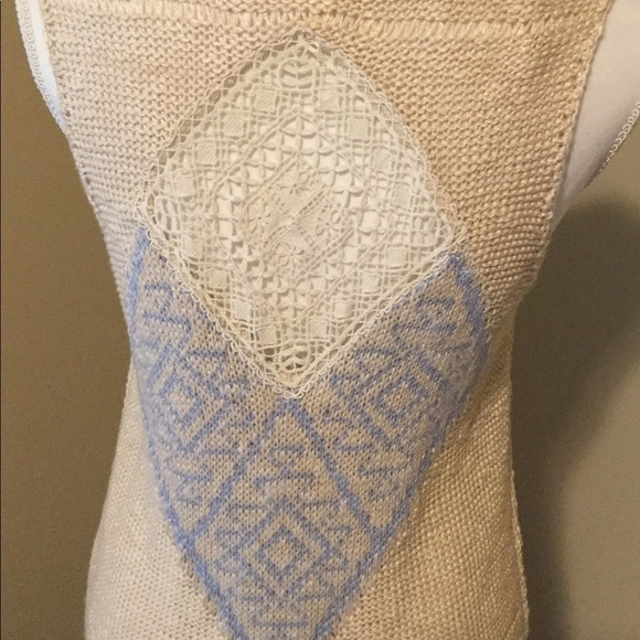 Crocheted Fringe multicolored vest by Blu Pepper - Picture 4 of 4